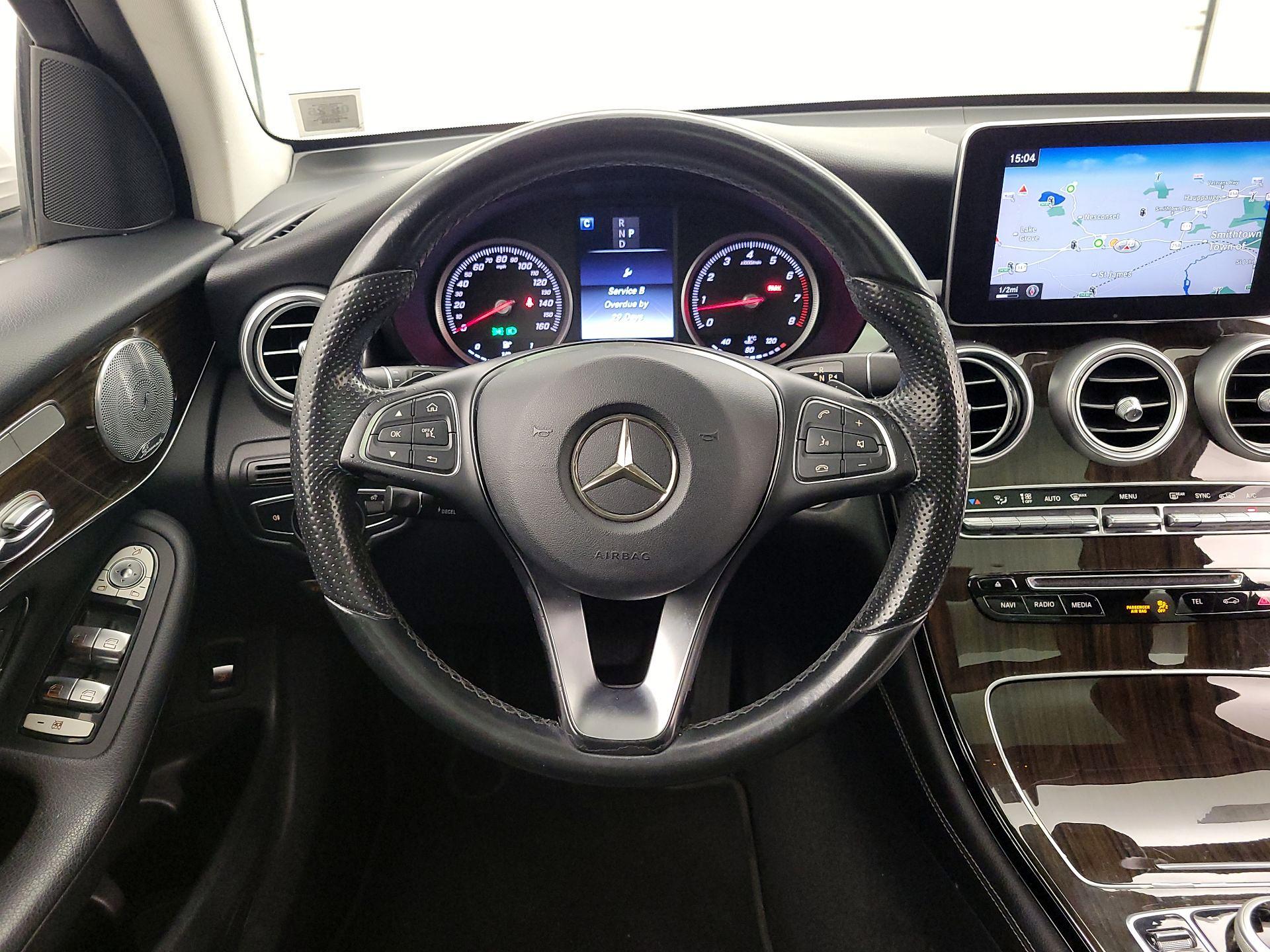 Thumbnail: 2016 Mercedes-Benz GLC - 10