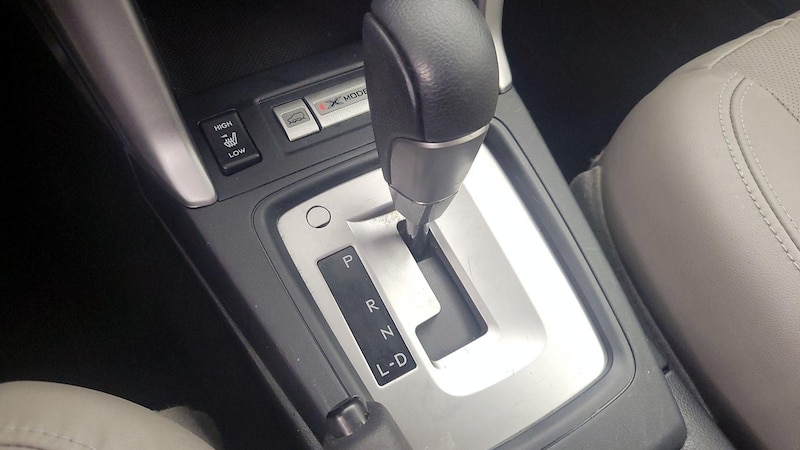 2016 Subaru Forester Limited 17
