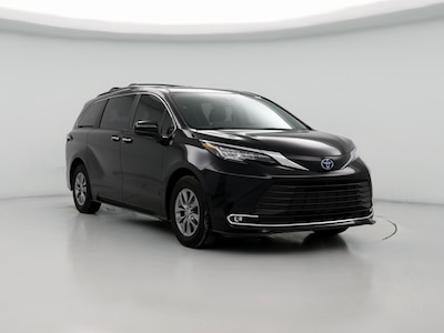 2023 Toyota Sienna XLE -
                Kansas City, KS