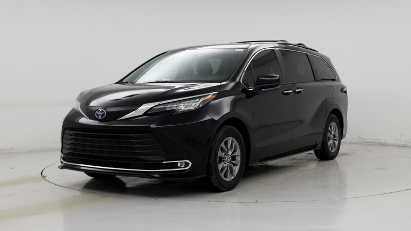 2023 Toyota Sienna XLE 4