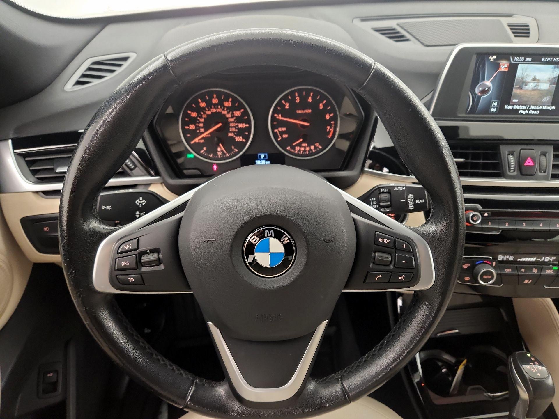 Thumbnail: 2016 BMW X1 - 10