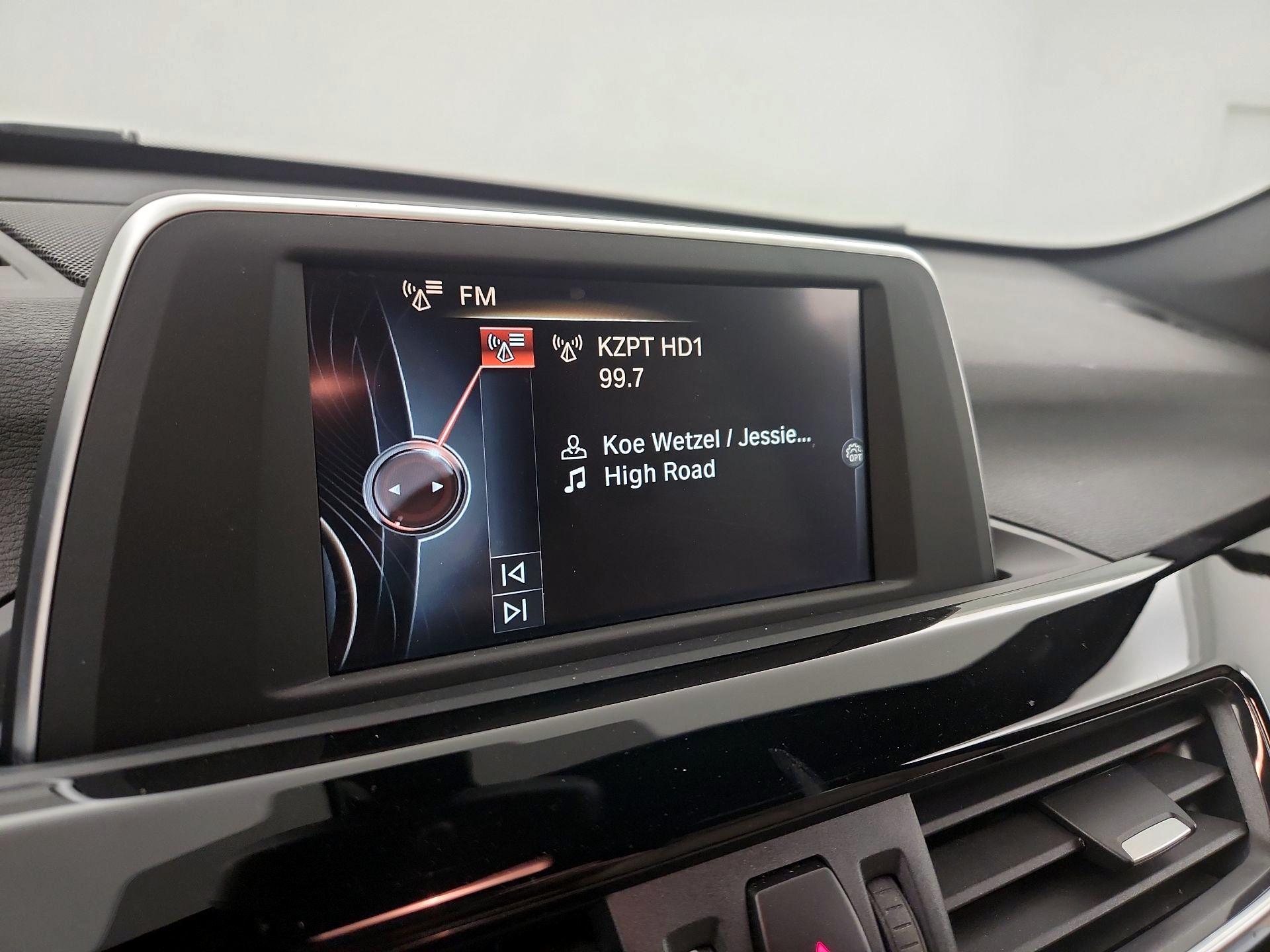Thumbnail: 2016 BMW X1 - 15