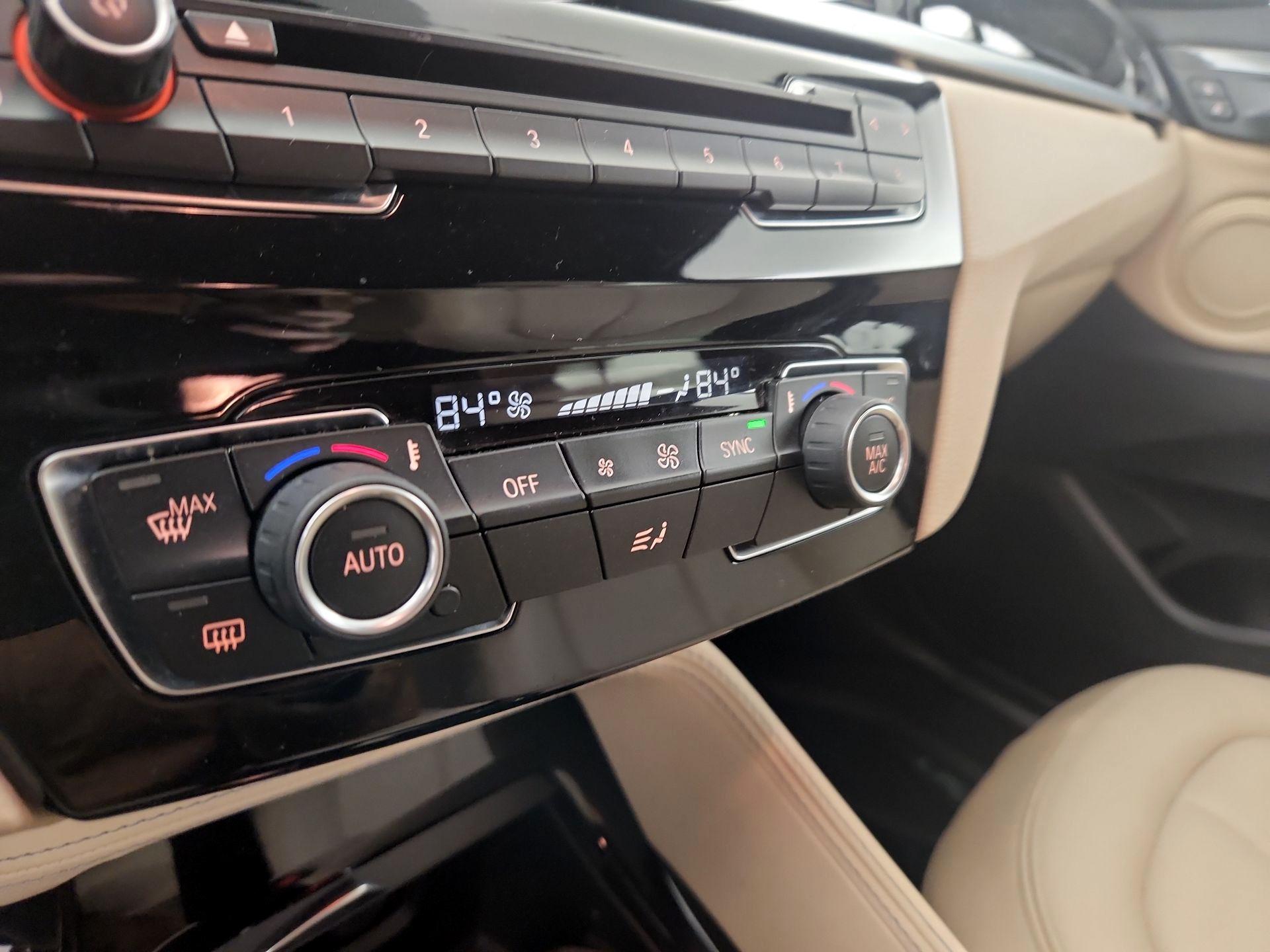 Thumbnail: 2016 BMW X1 - 16