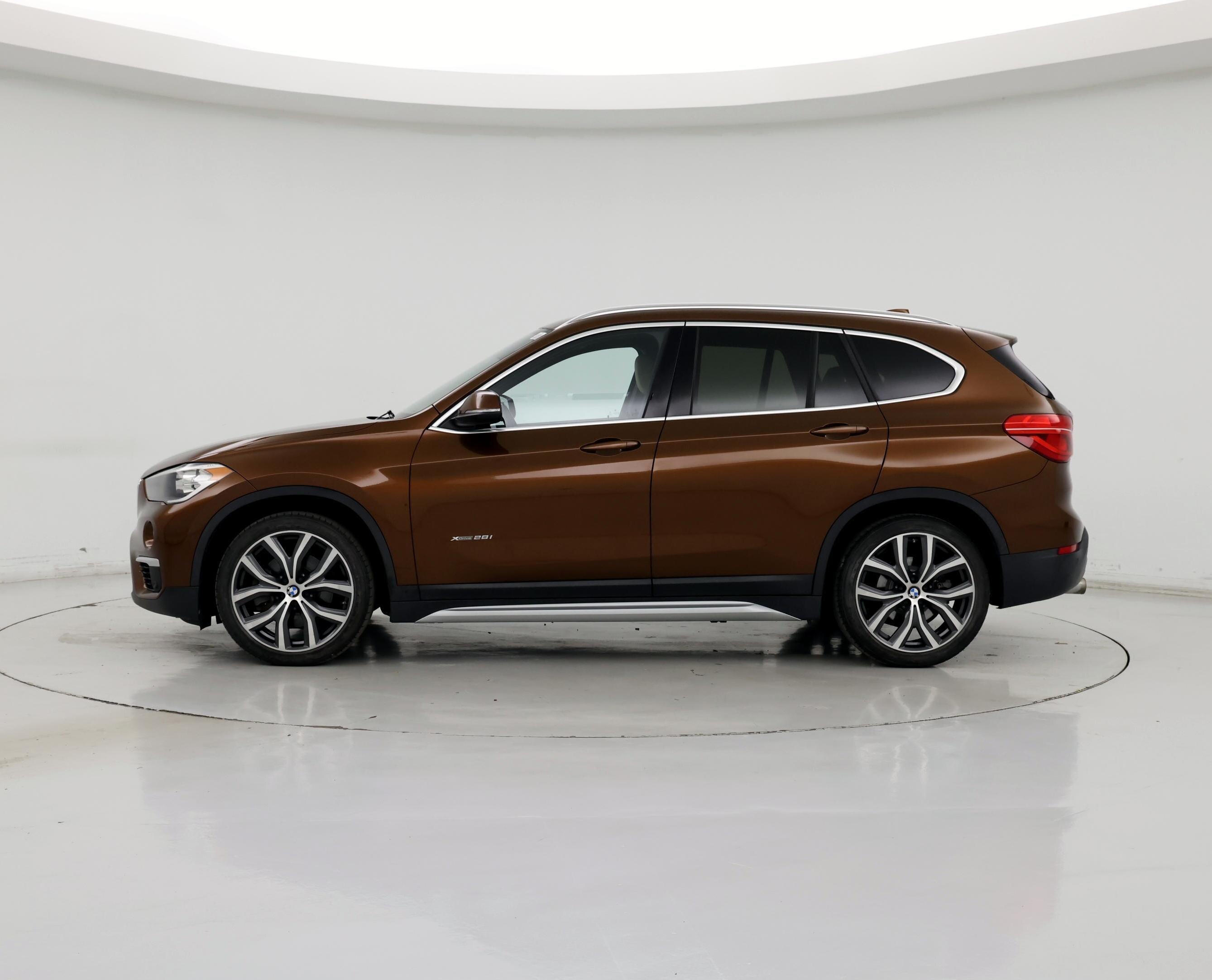 Thumbnail: 2016 BMW X1 - 3