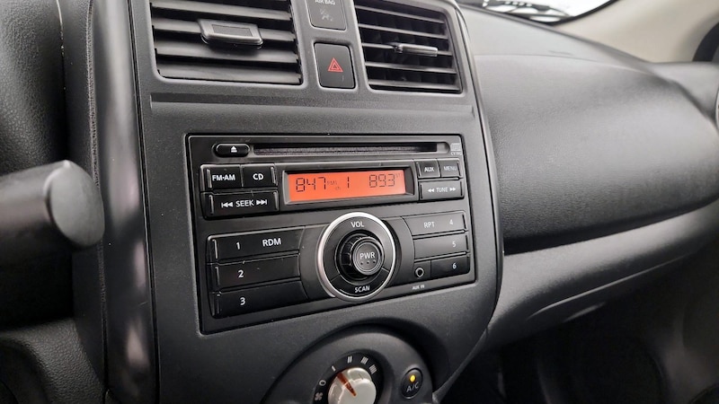 2014 Nissan Versa S Plus 14