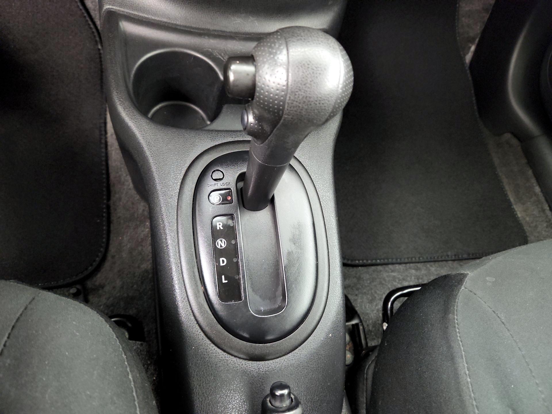 Thumbnail: 2014 Nissan Versa - 16