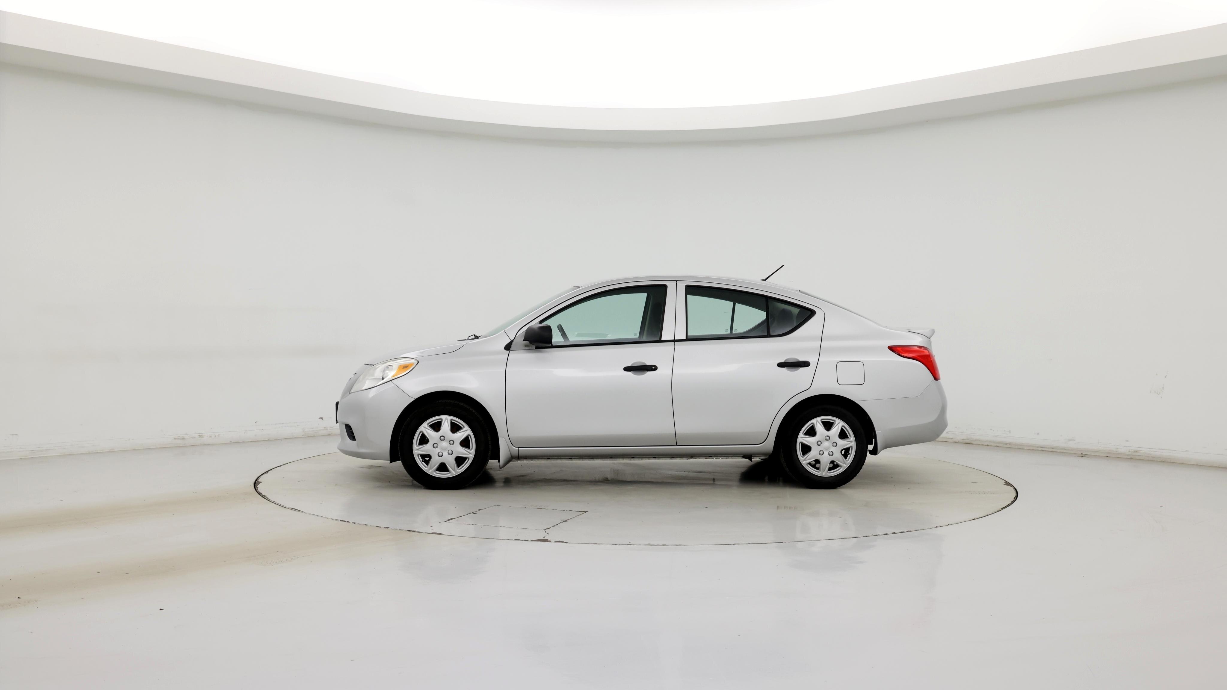 Thumbnail: 2014 Nissan Versa - 3