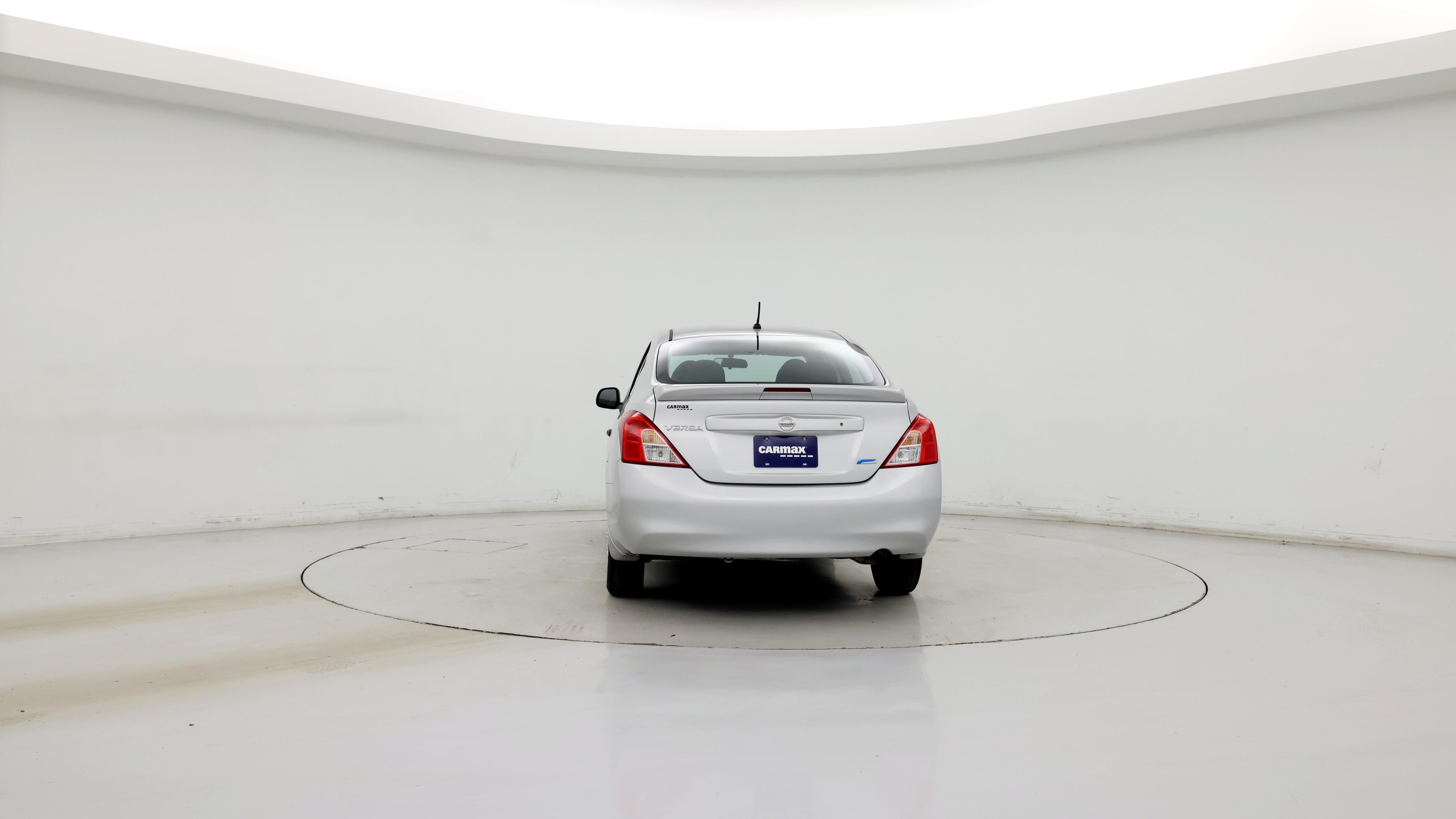 Thumbnail: 2014 Nissan Versa - 6