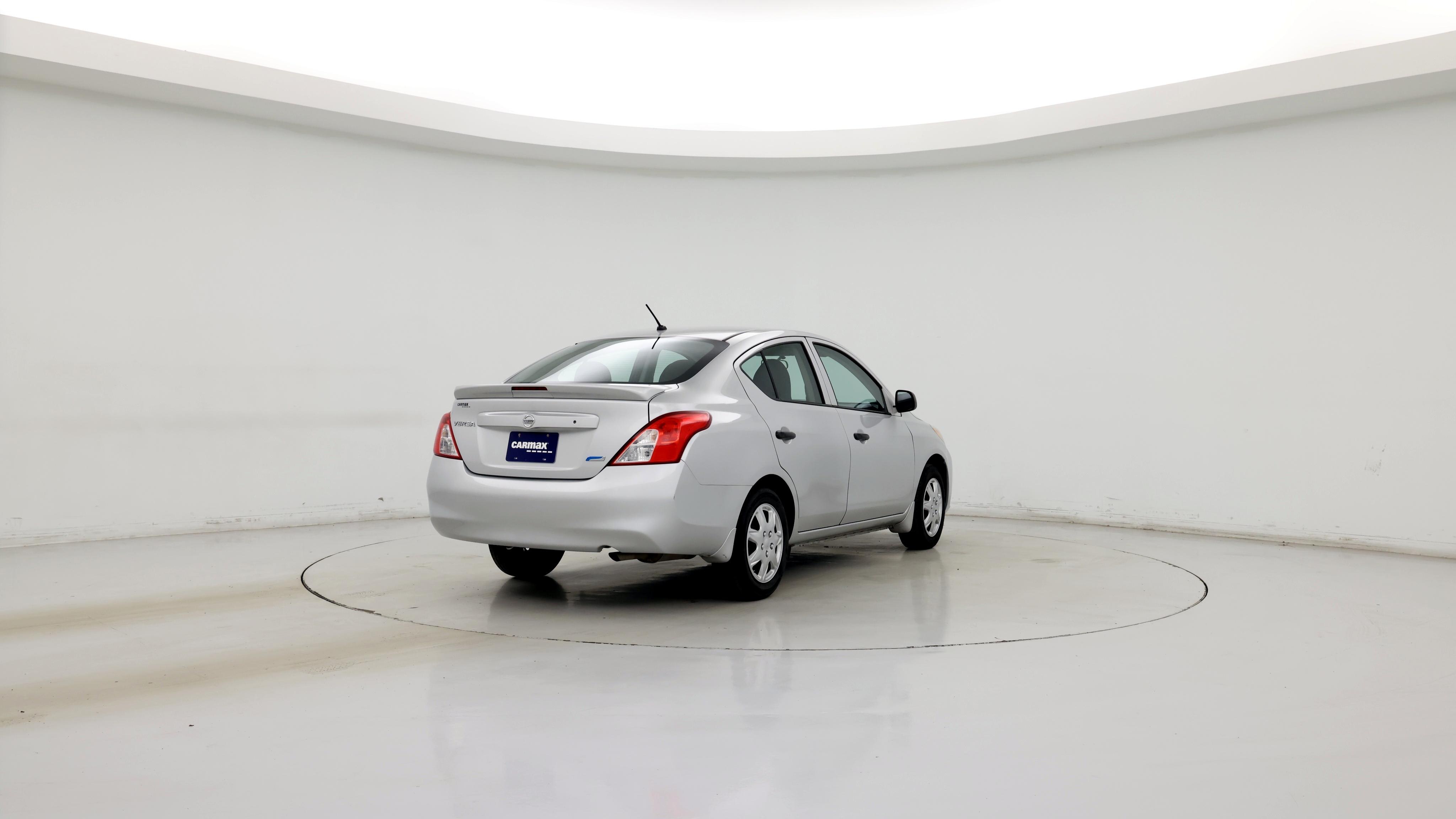 Thumbnail: 2014 Nissan Versa - 8