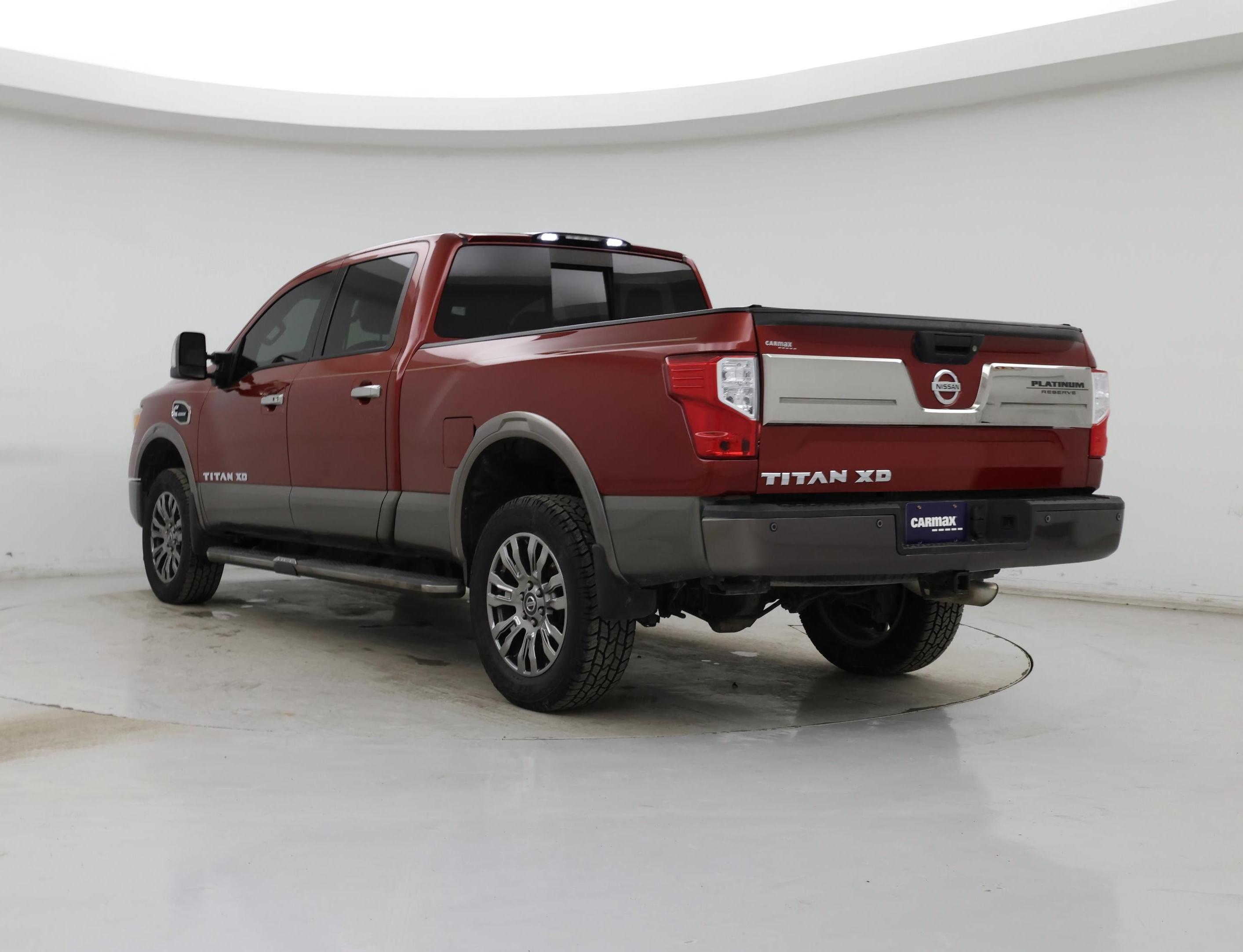 Thumbnail: 2016 Nissan Titan - 2