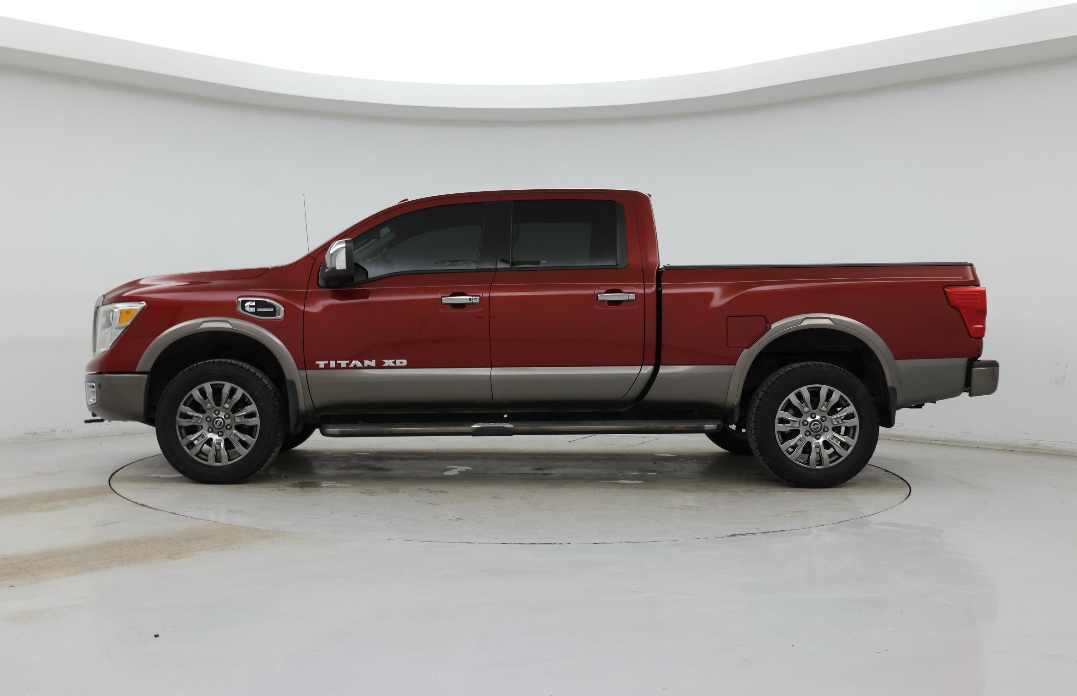 Thumbnail: 2016 Nissan Titan - 3