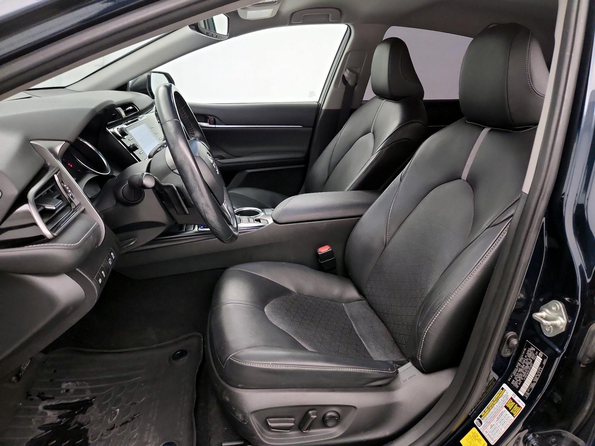 Thumbnail: 2020 Toyota Camry - 11