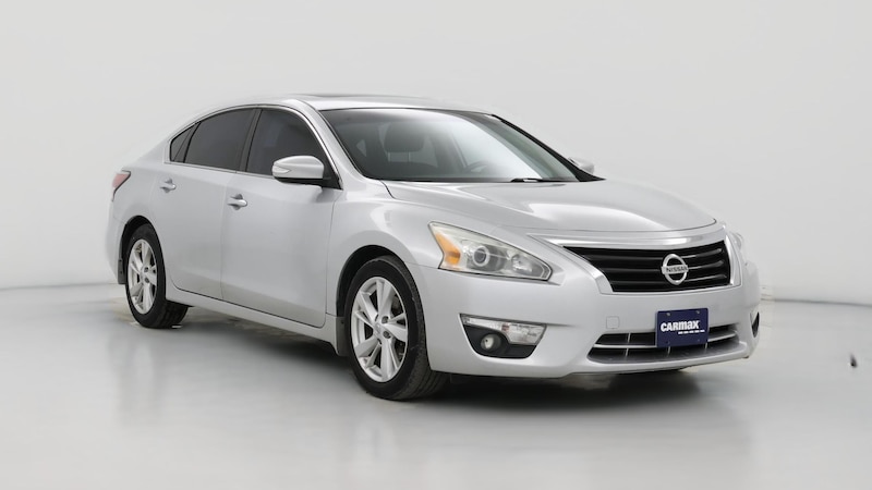 2014 Nissan Altima SV Hero Image