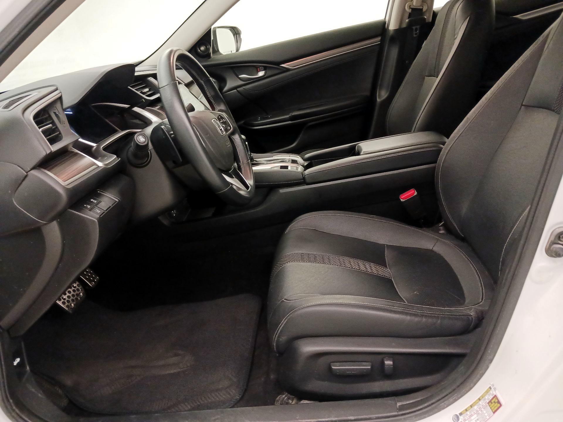 Thumbnail: 2019 Honda Civic - 11