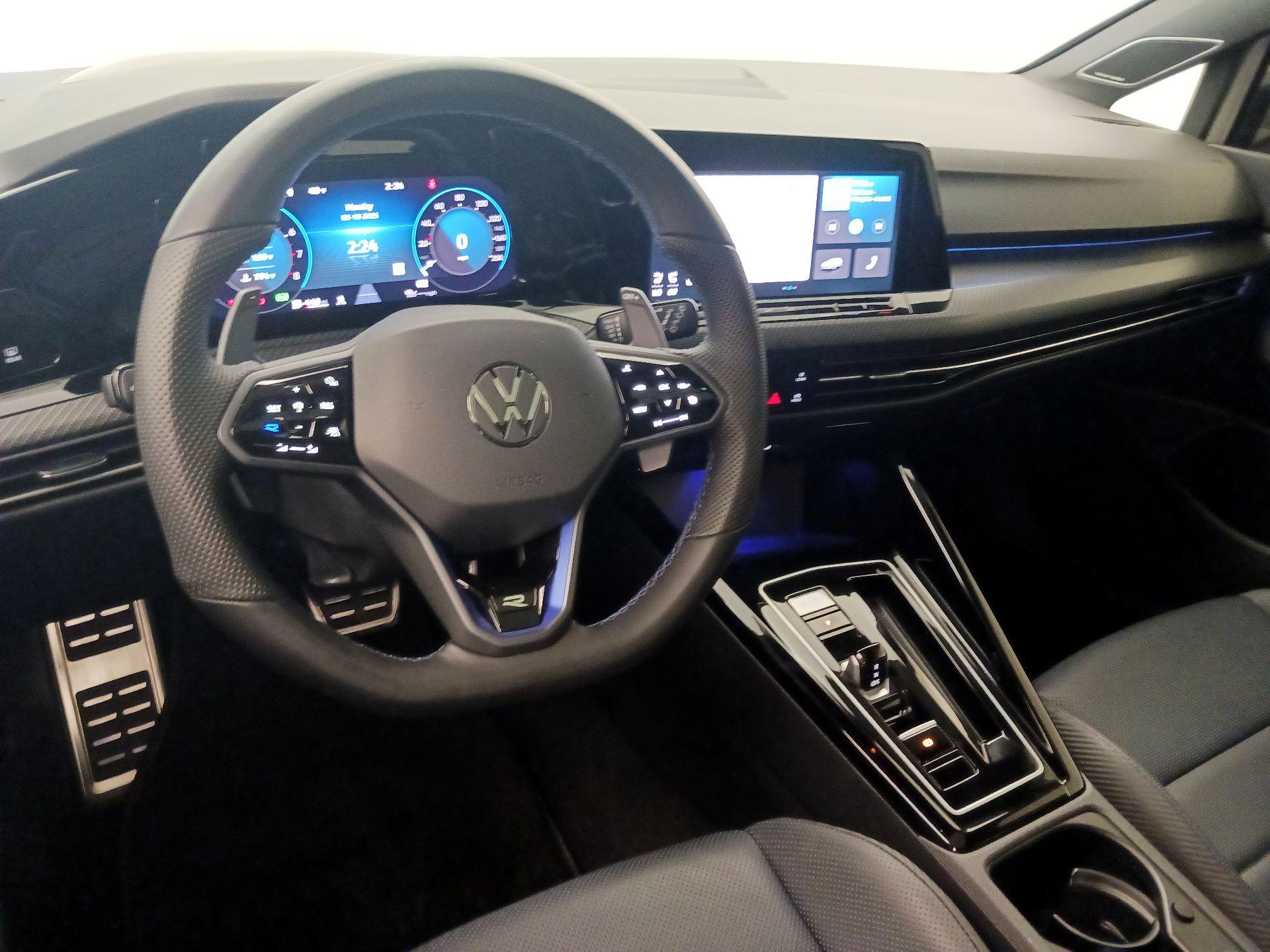 Thumbnail: 2023 Volkswagen Golf - 9