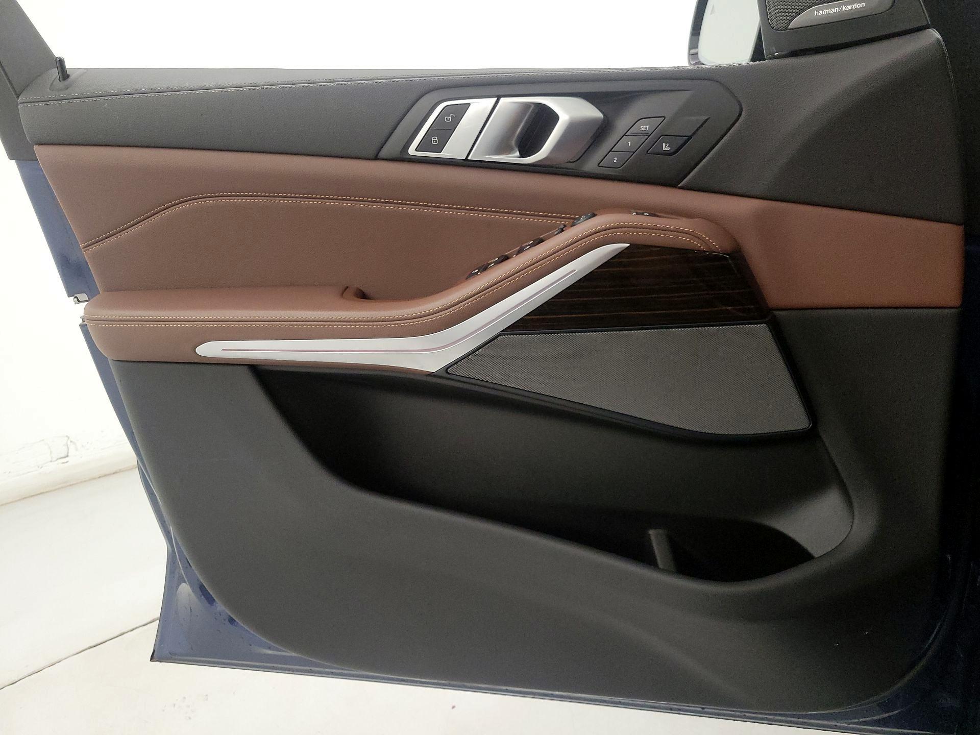Thumbnail: 2021 BMW X5 - 12