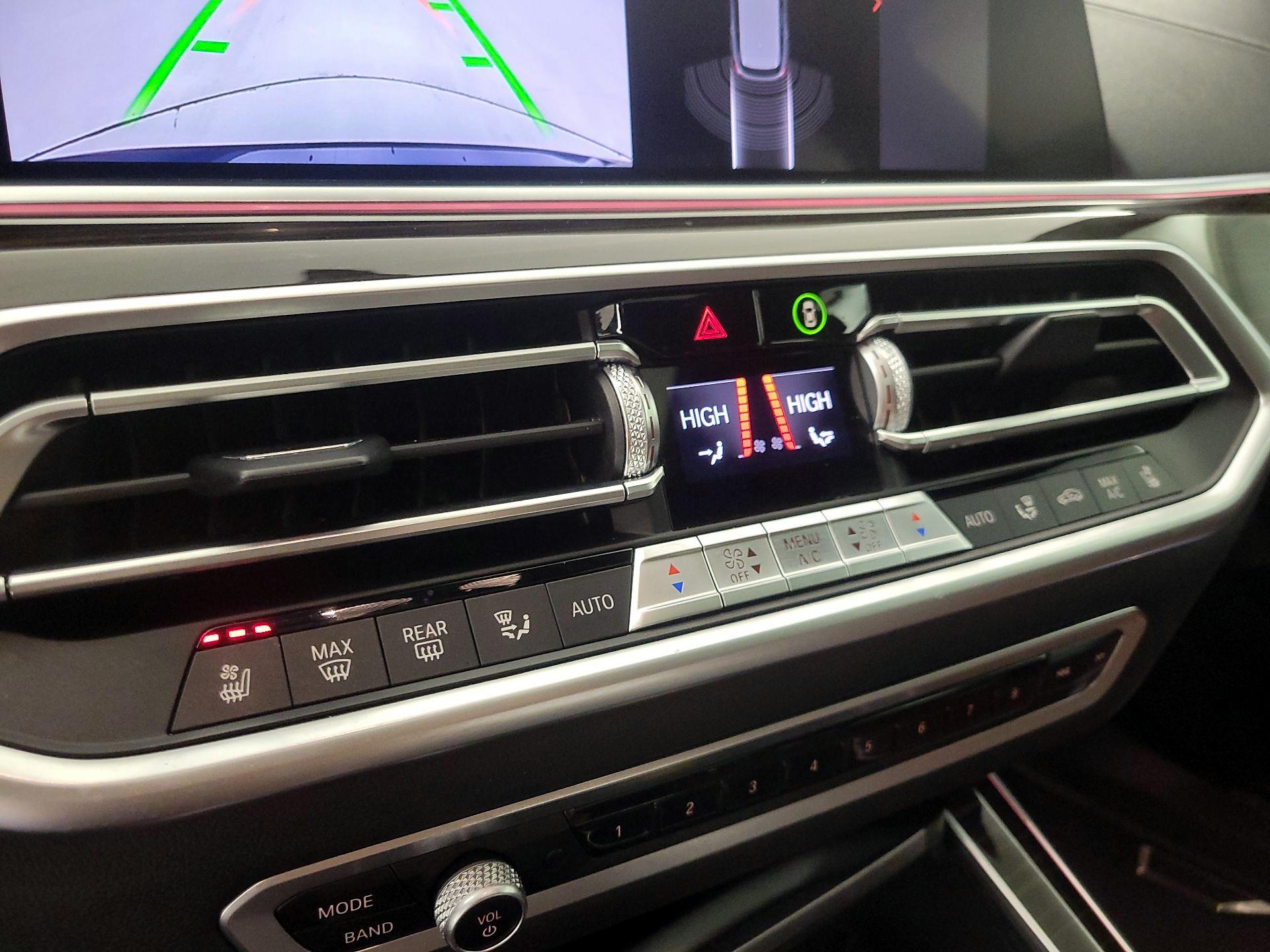 Thumbnail: 2021 BMW X5 - 17