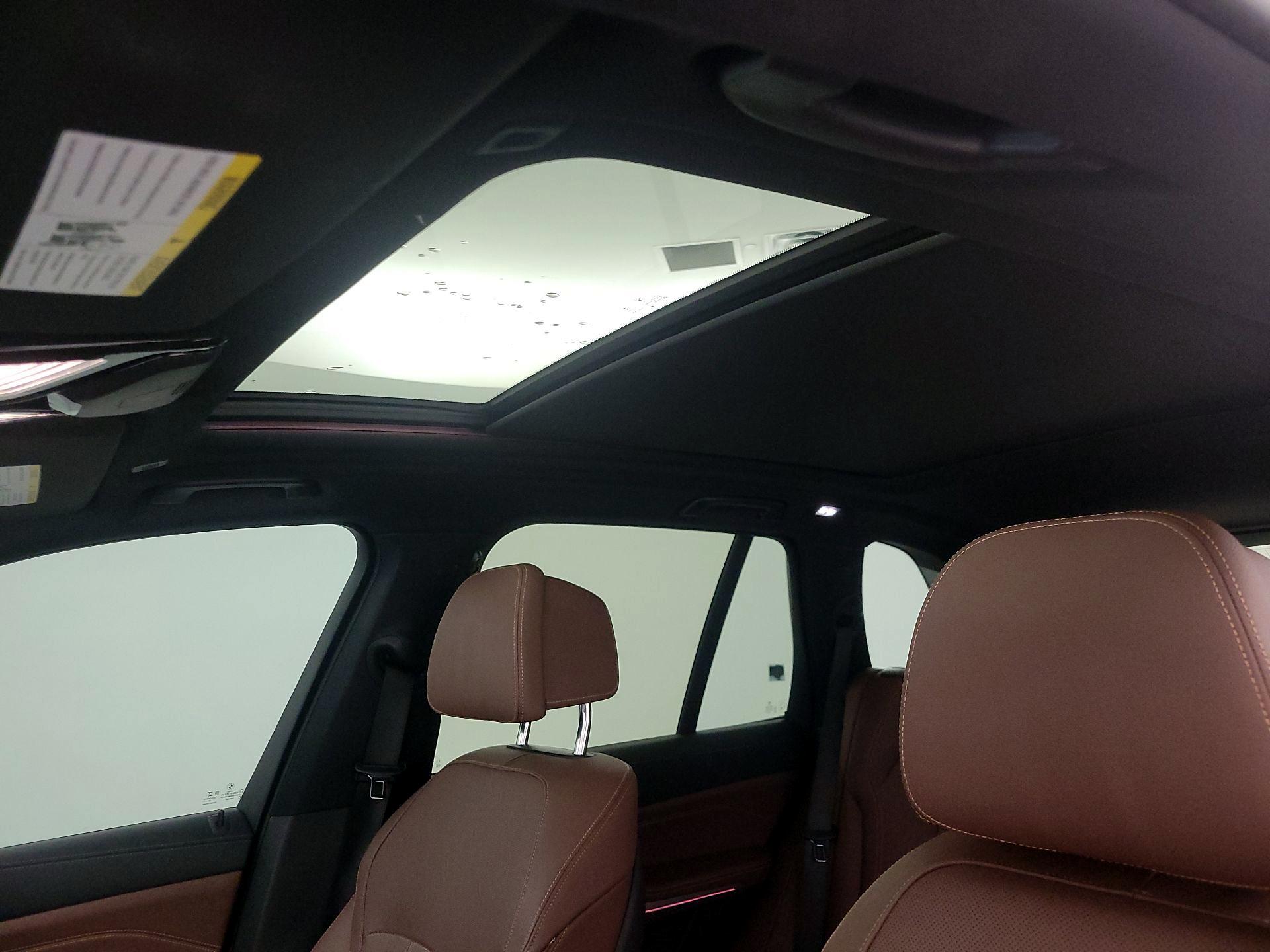 Thumbnail: 2021 BMW X5 - 20