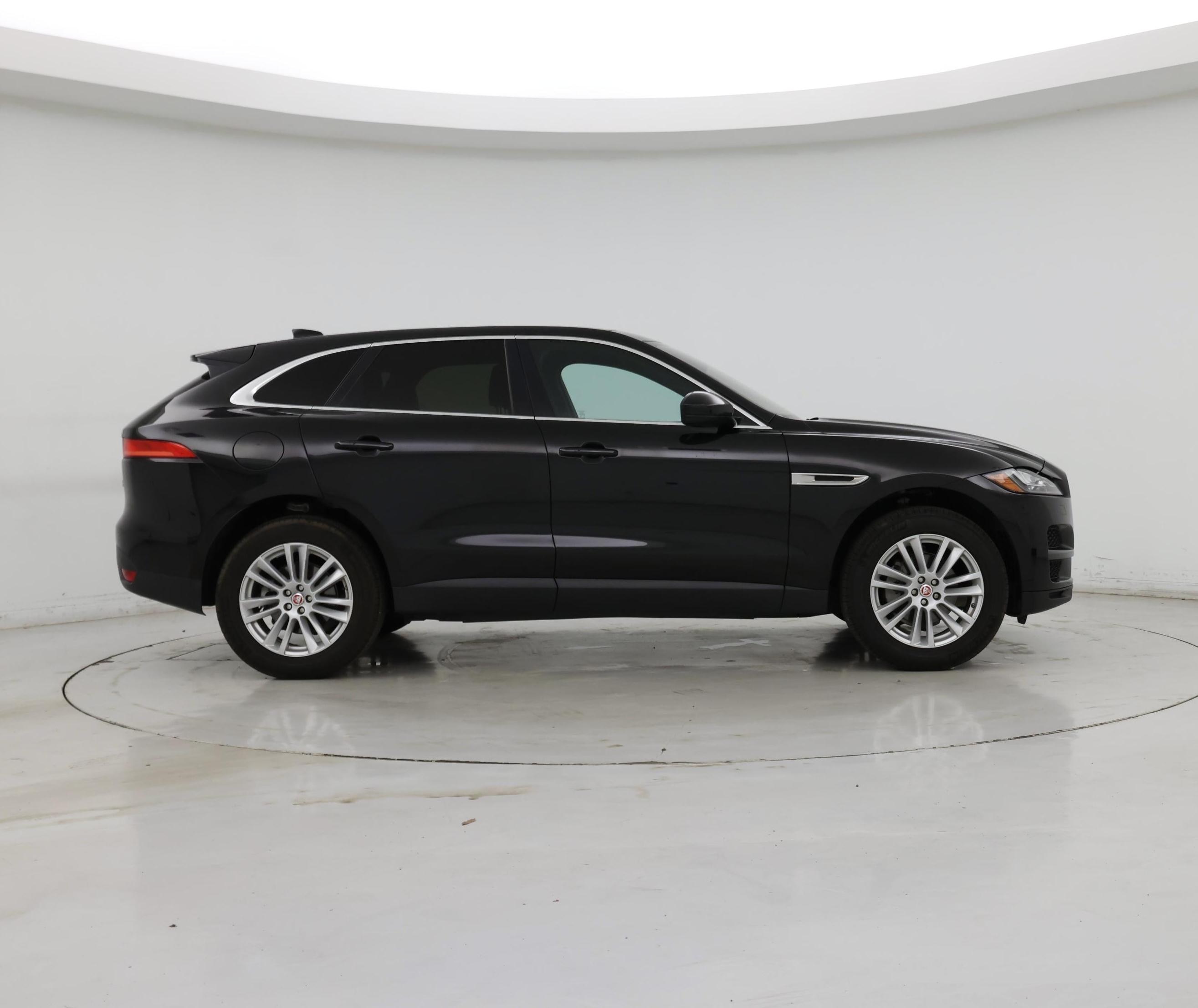 Thumbnail: 2018 Jaguar F-Pace - 7