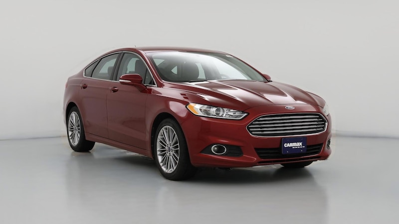 2013 Ford Fusion SE Hero Image
