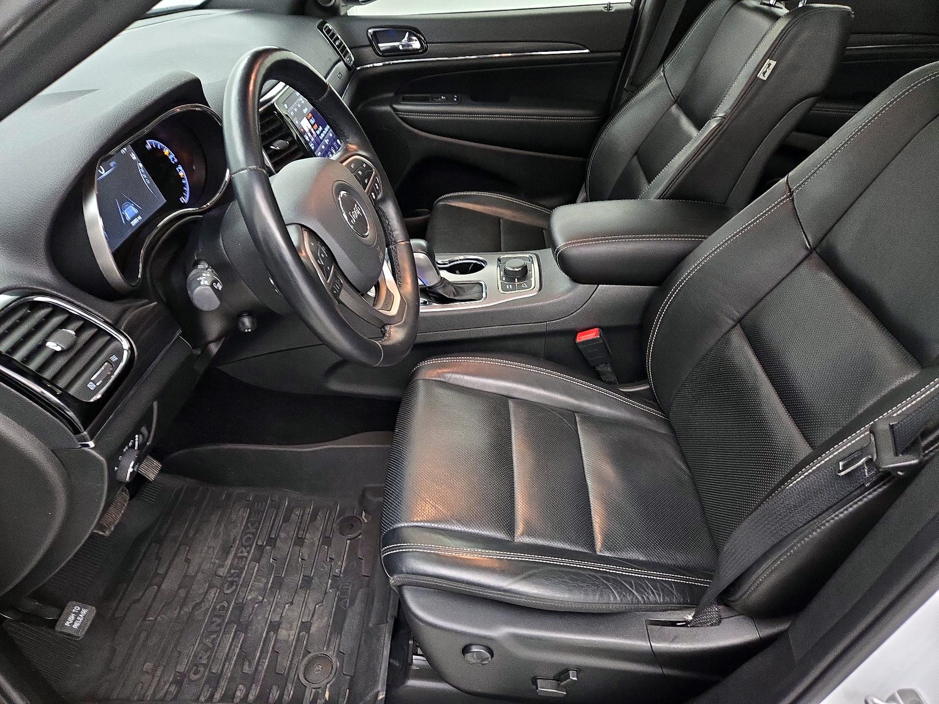 Thumbnail: 2021 Jeep Grand Cherokee - 11