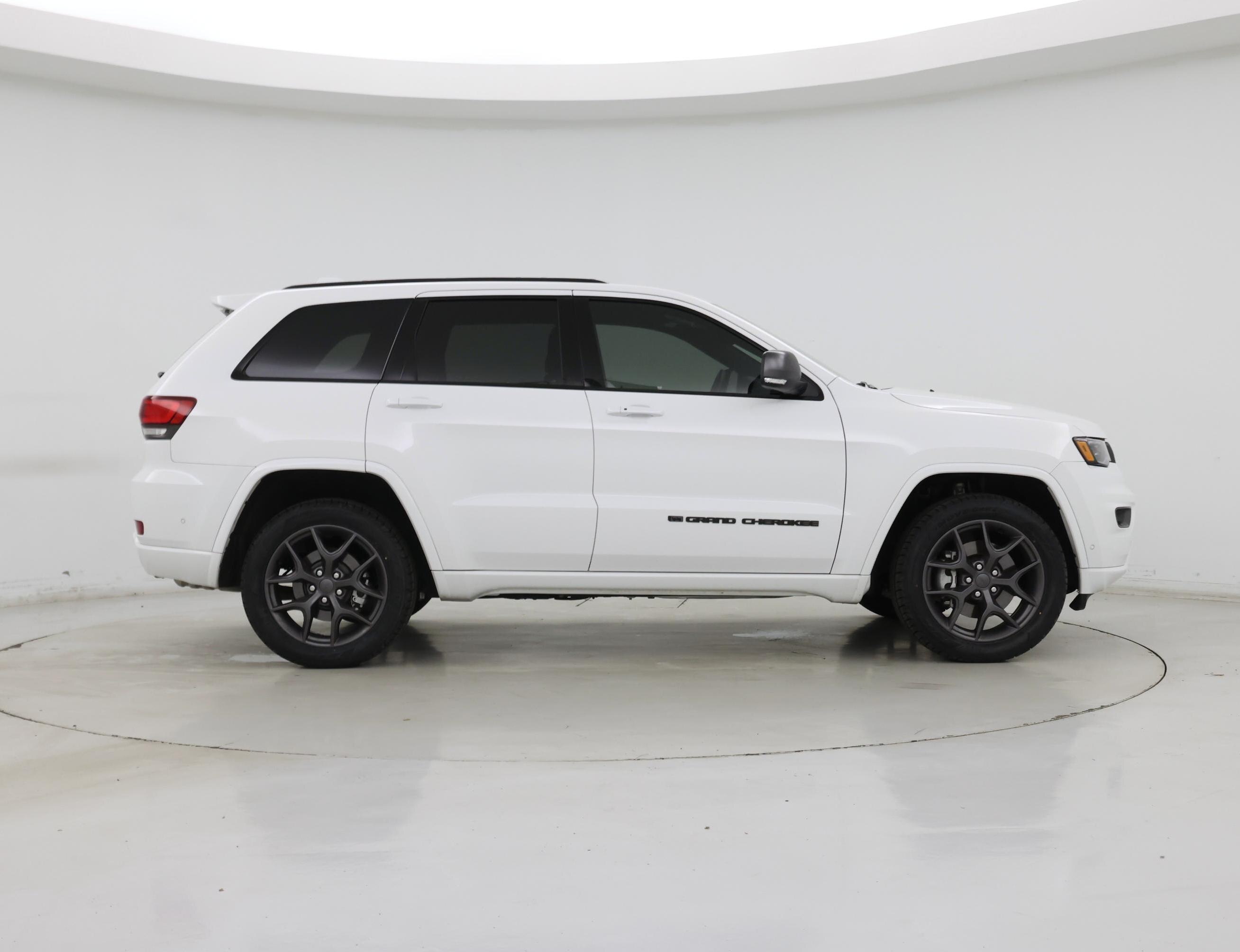 Thumbnail: 2021 Jeep Grand Cherokee - 7