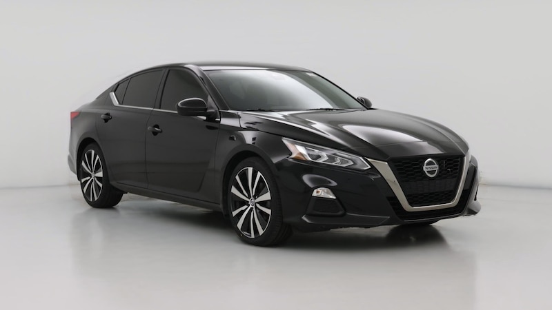 2021 Nissan Altima SR Hero Image