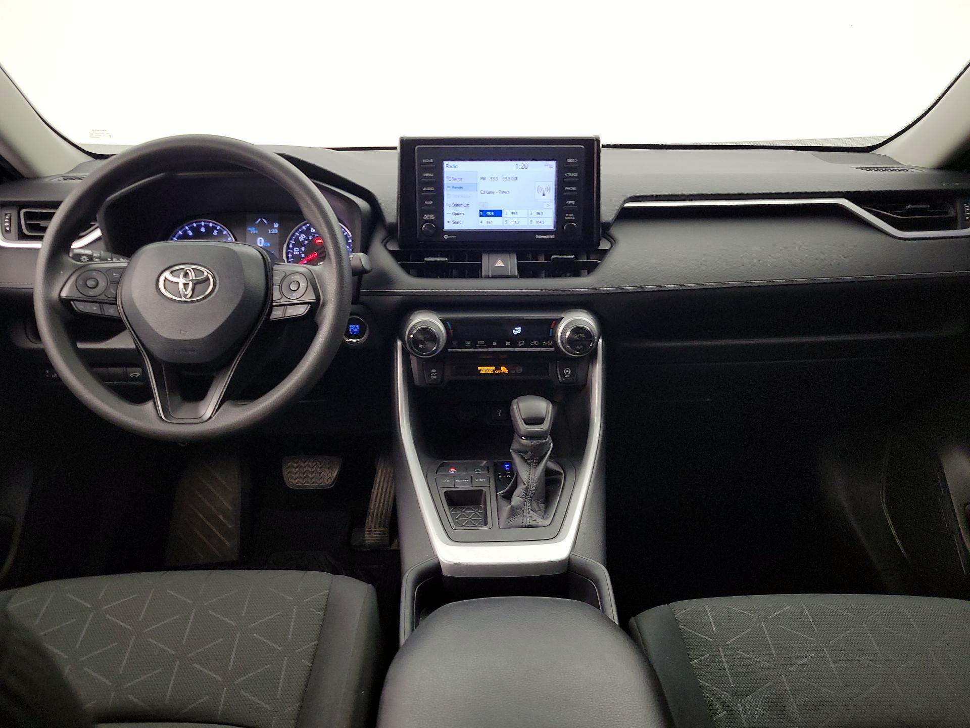 Thumbnail: 2021 Toyota RAV4 - 9