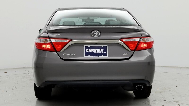 2017 Toyota Camry SE 6