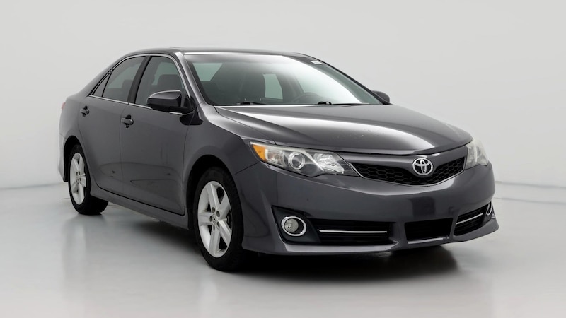 2013 Toyota Camry SE Hero Image