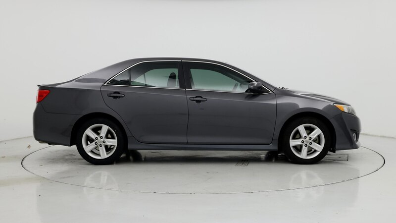 2013 Toyota Camry SE 7