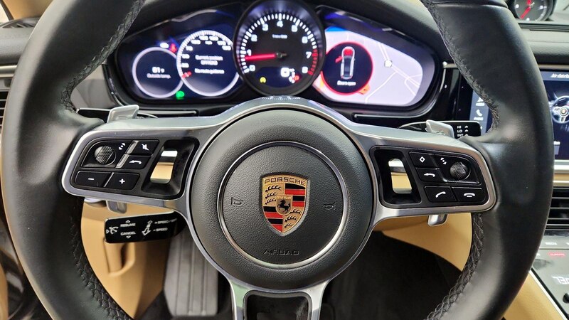 2019 Porsche Panamera  10