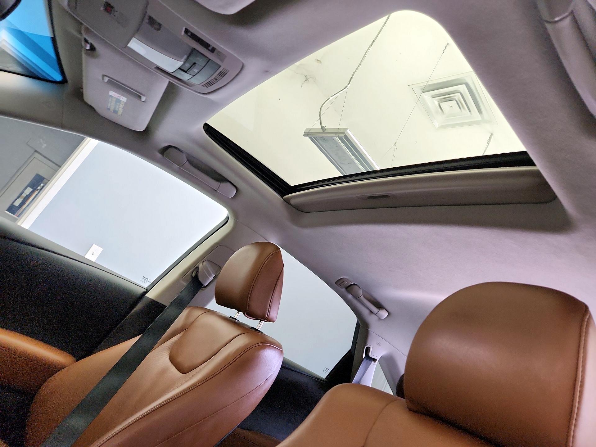 Thumbnail: 2015 Lexus RX - 19