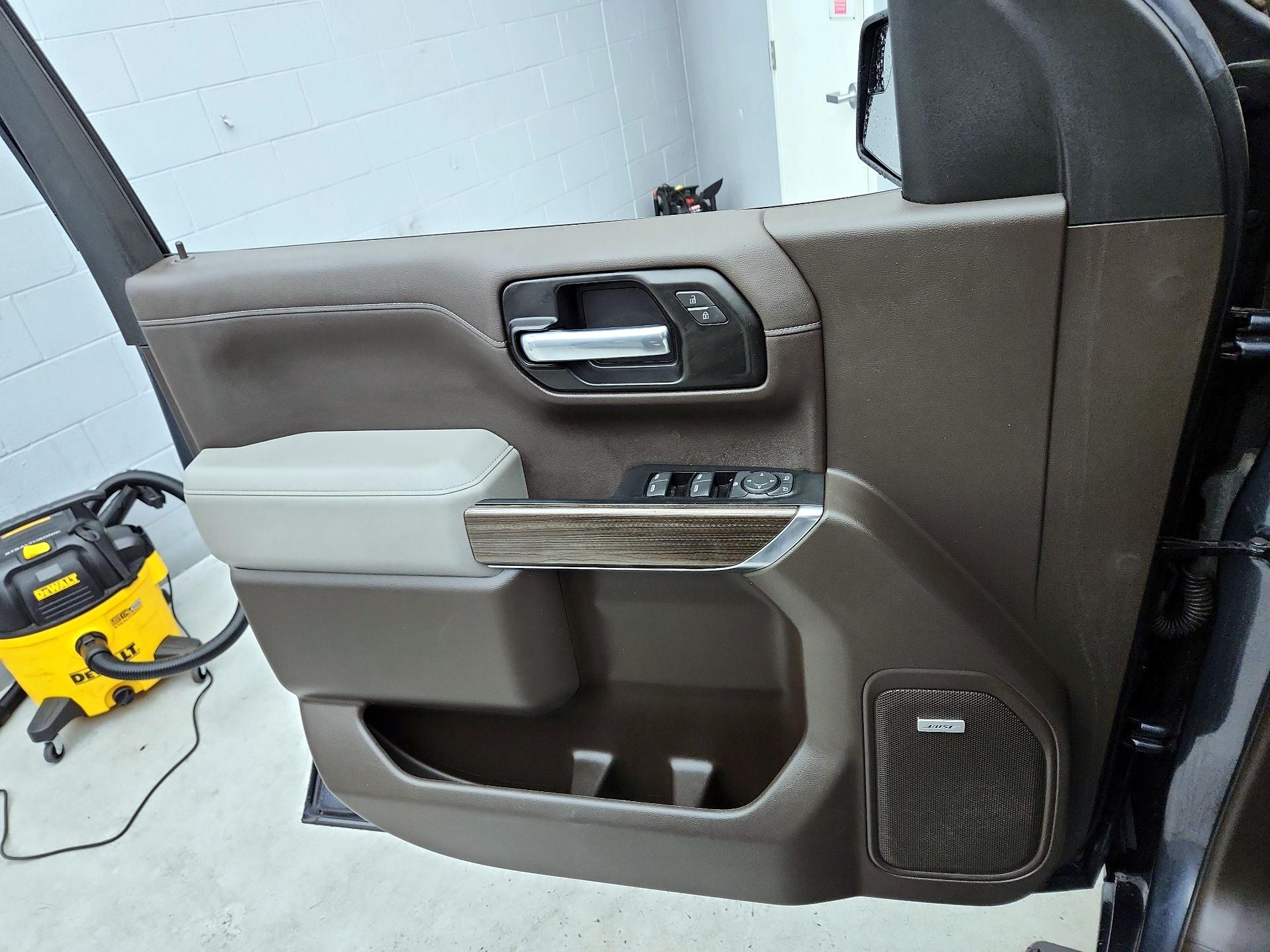 Thumbnail: 2022 Chevrolet Silverado 1500 - 12