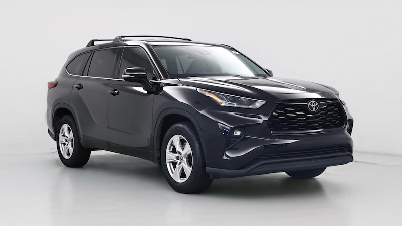 2021 Toyota Highlander LE Hero Image