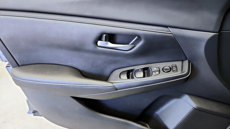 2023 Nissan Sentra S 12