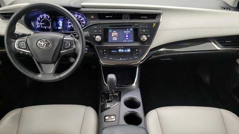 2015 Toyota Avalon XLE 9