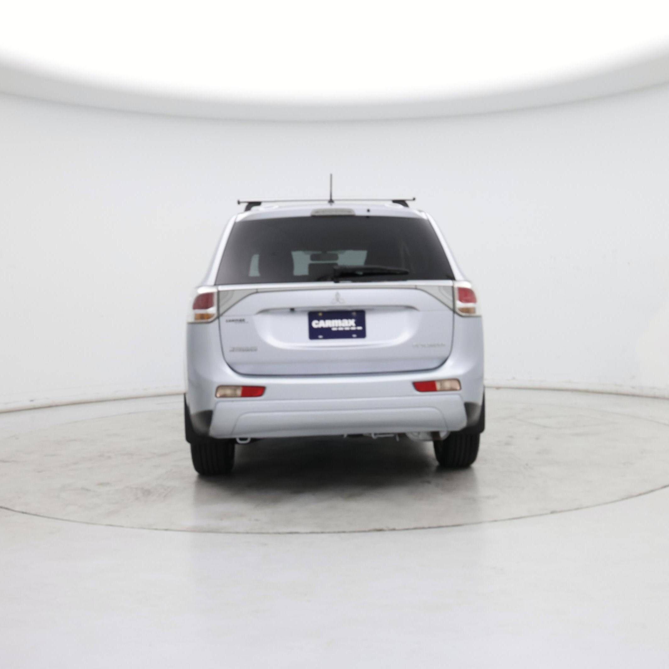 Thumbnail: 2014 Mitsubishi Outlander - 6
