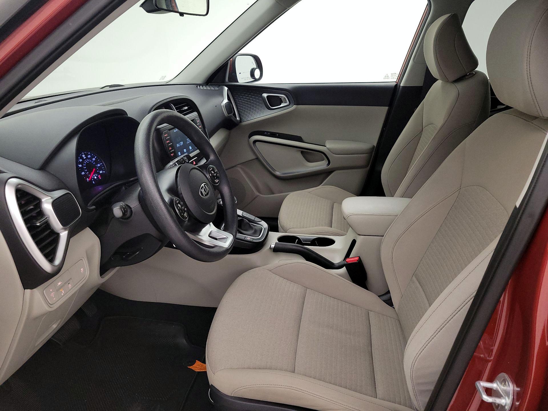 Thumbnail: 2020 Kia Soul - 11