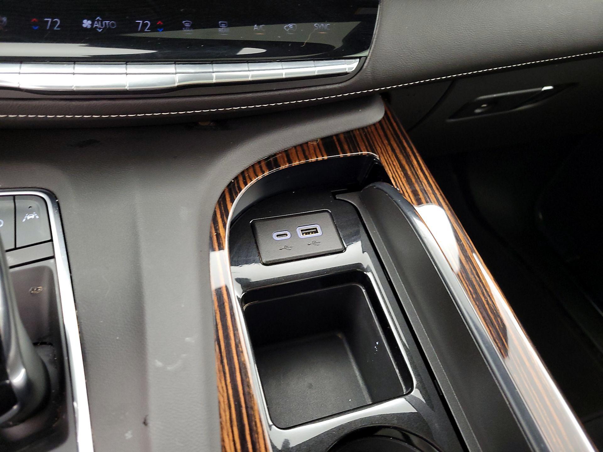 Thumbnail: 2024 Cadillac Escalade - 19