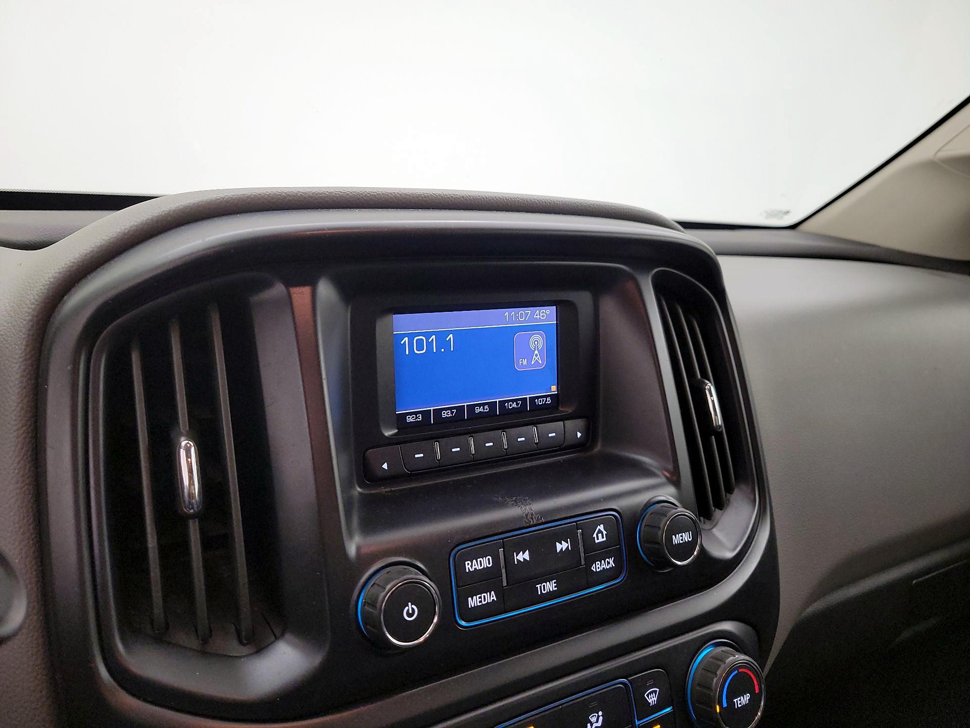 Thumbnail: 2015 Chevrolet Colorado - 15
