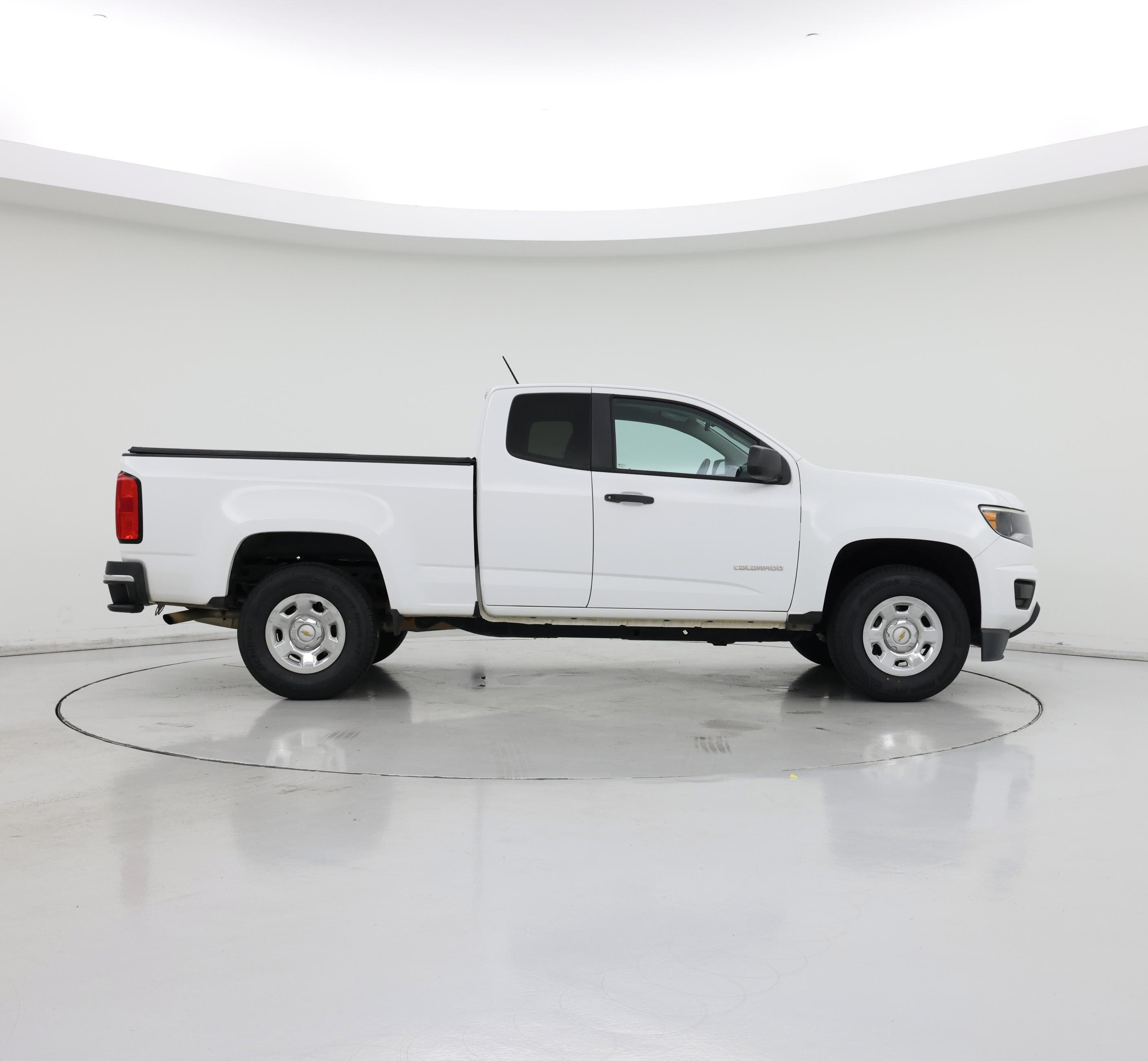 Thumbnail: 2015 Chevrolet Colorado - 7