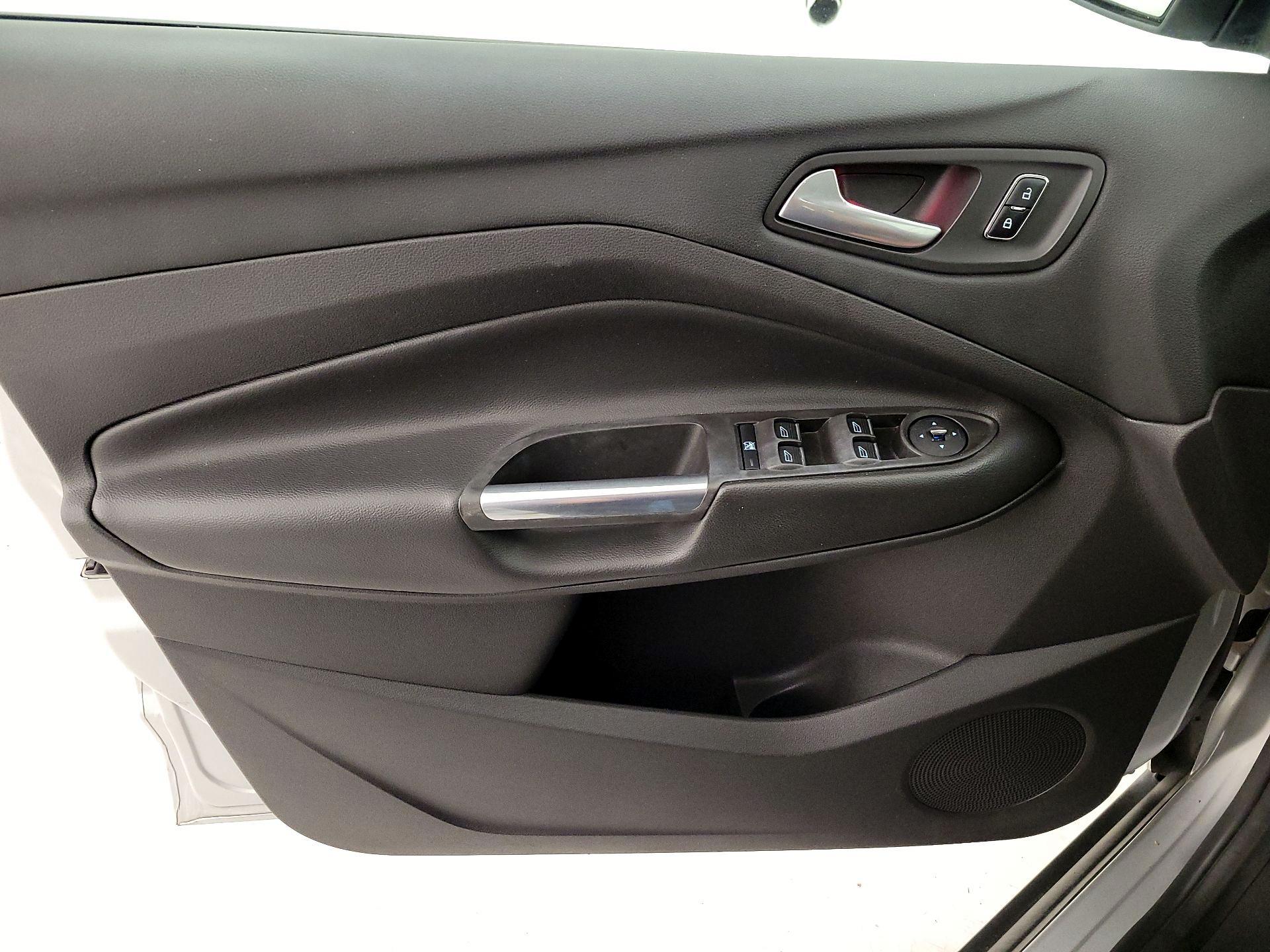 Thumbnail: 2014 Ford C-Max - 12