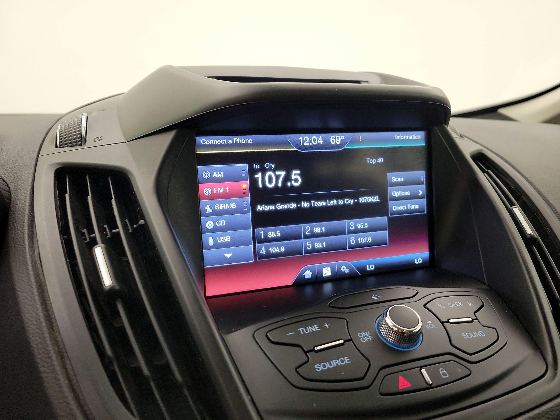 Thumbnail: 2014 Ford C-Max - 14