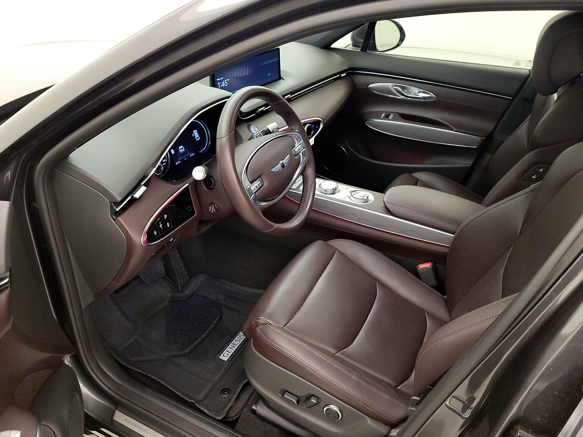 Thumbnail: 2022 Genesis GV70 - 11