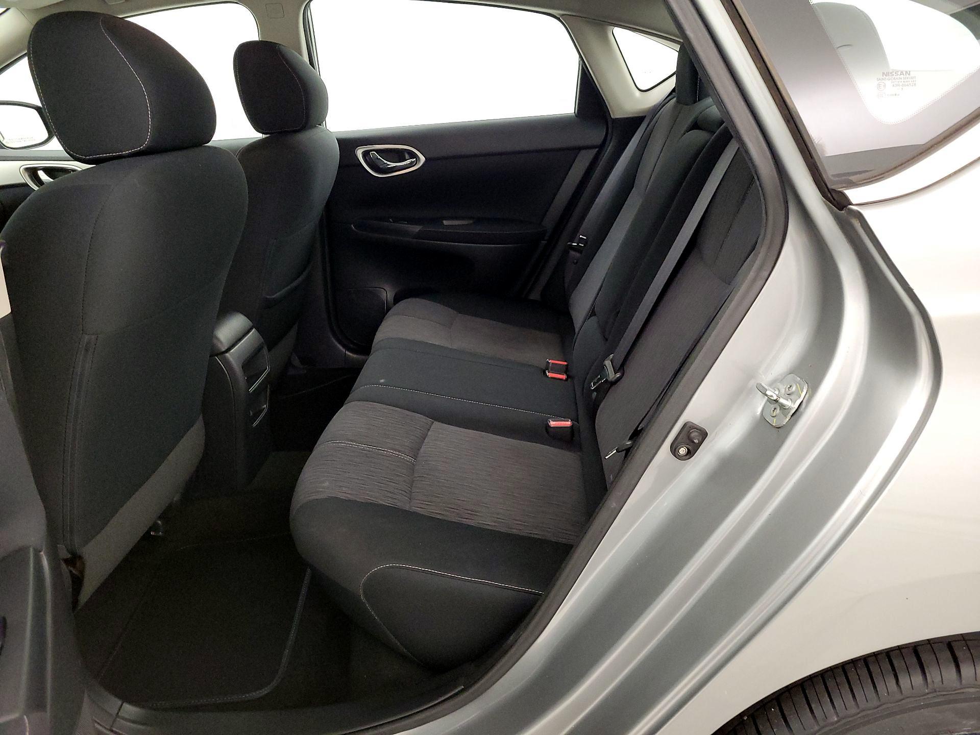 Thumbnail: 2014 Nissan Sentra - 17