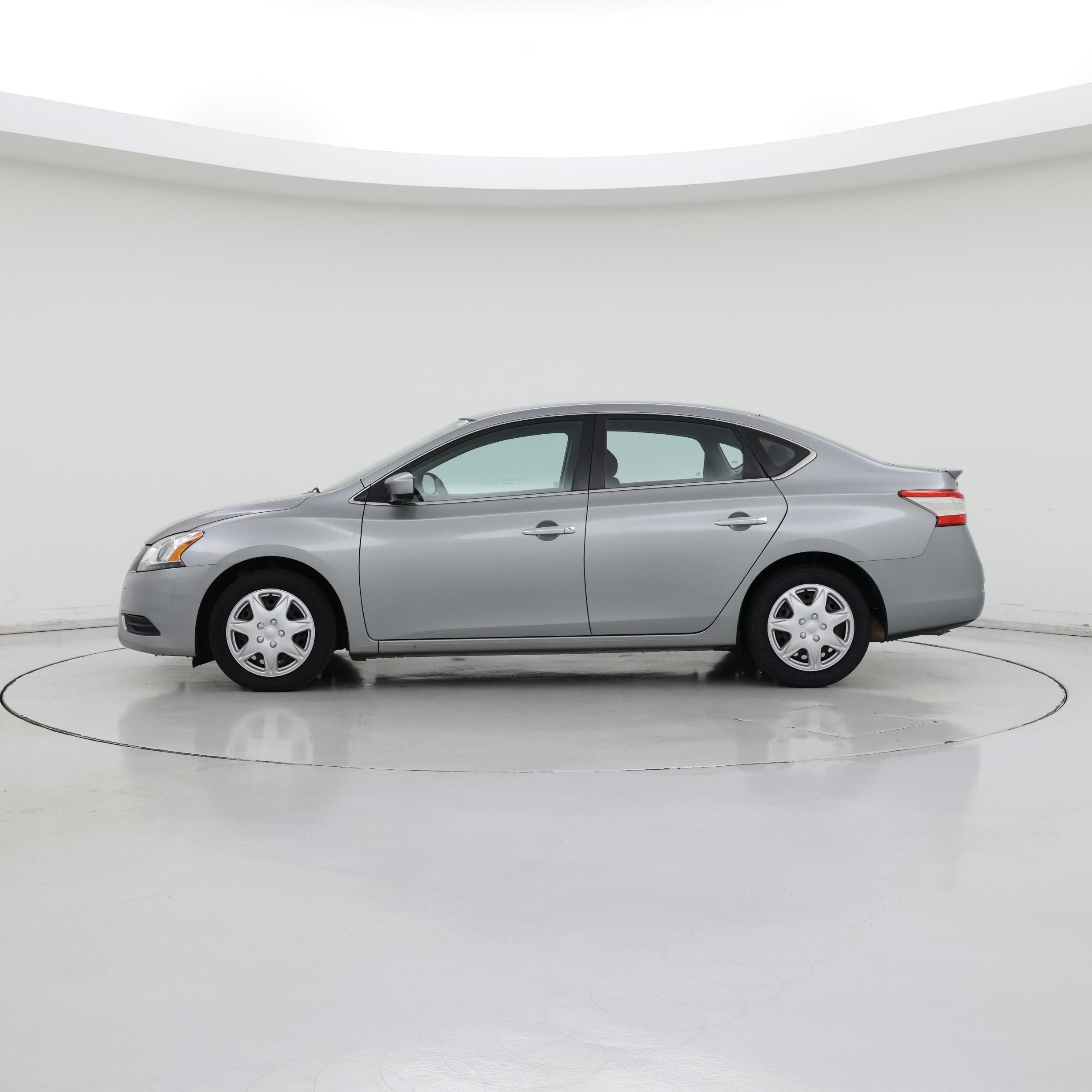 Thumbnail: 2014 Nissan Sentra - 3