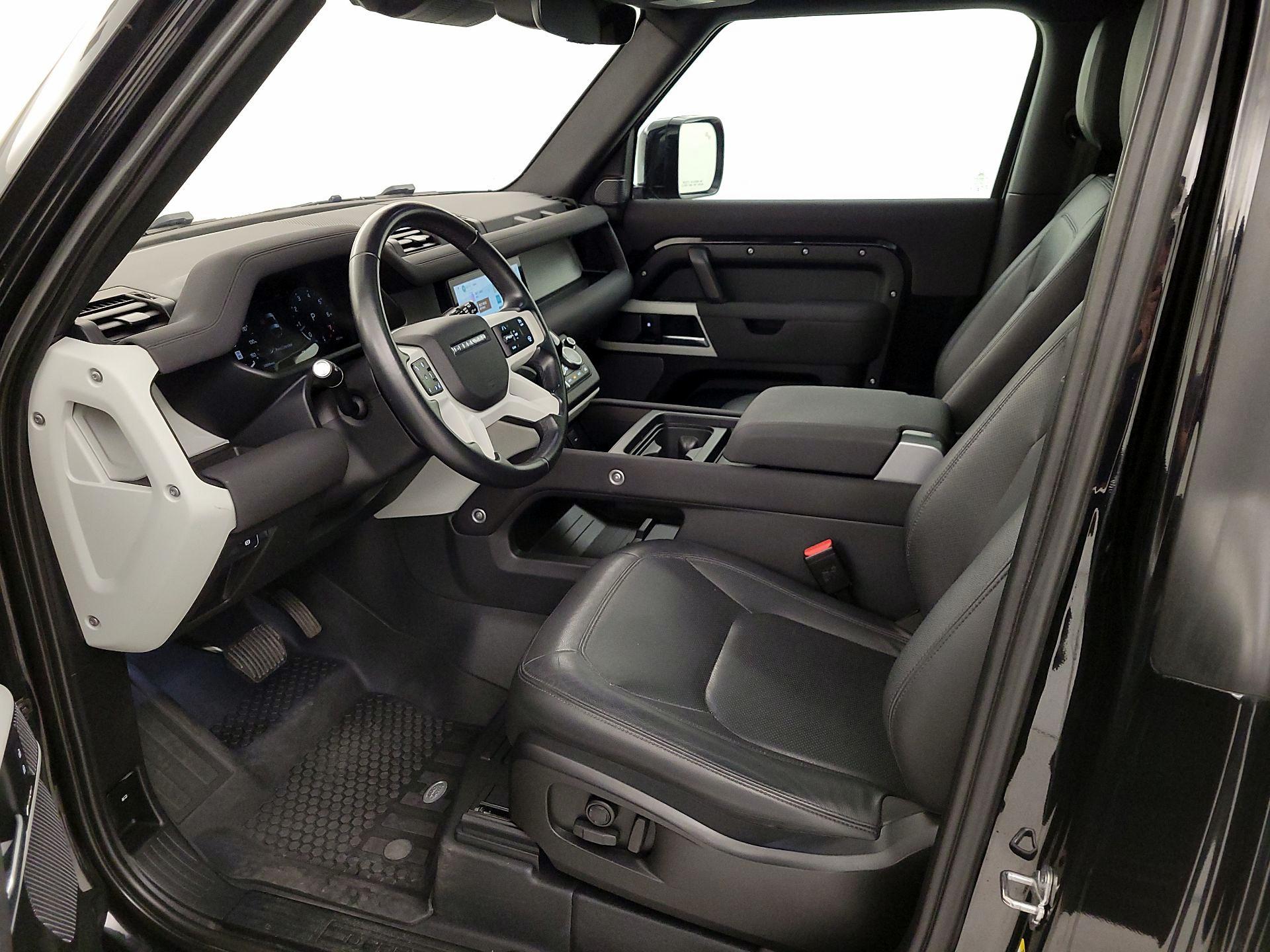 Thumbnail: 2023 Land Rover Defender - 11