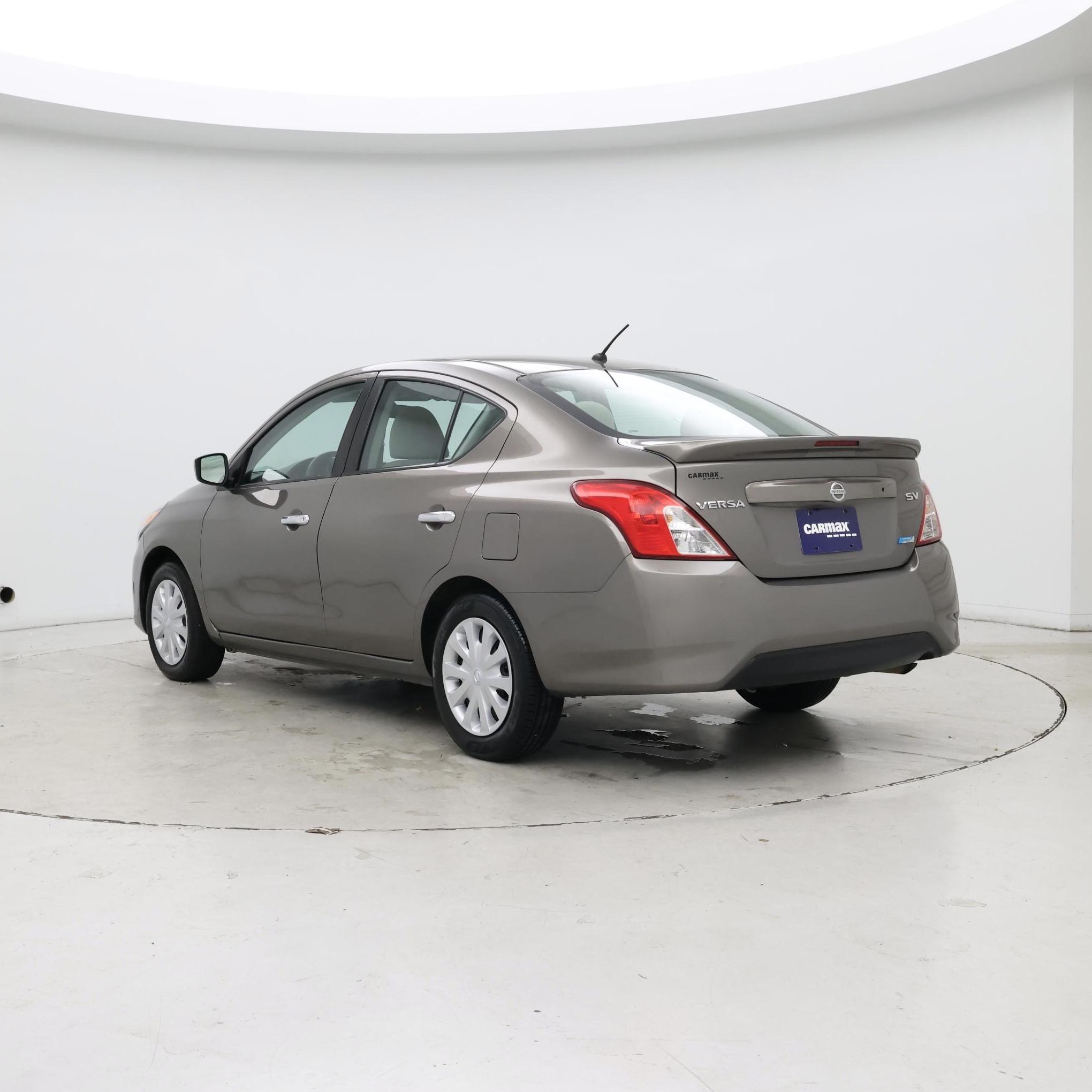 Thumbnail: 2016 Nissan Versa - 2