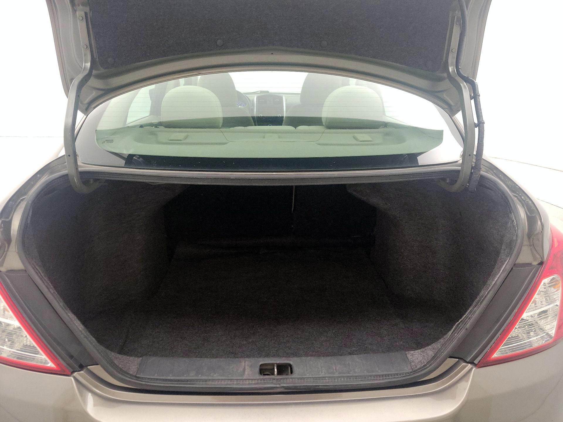 Thumbnail: 2016 Nissan Versa - 19